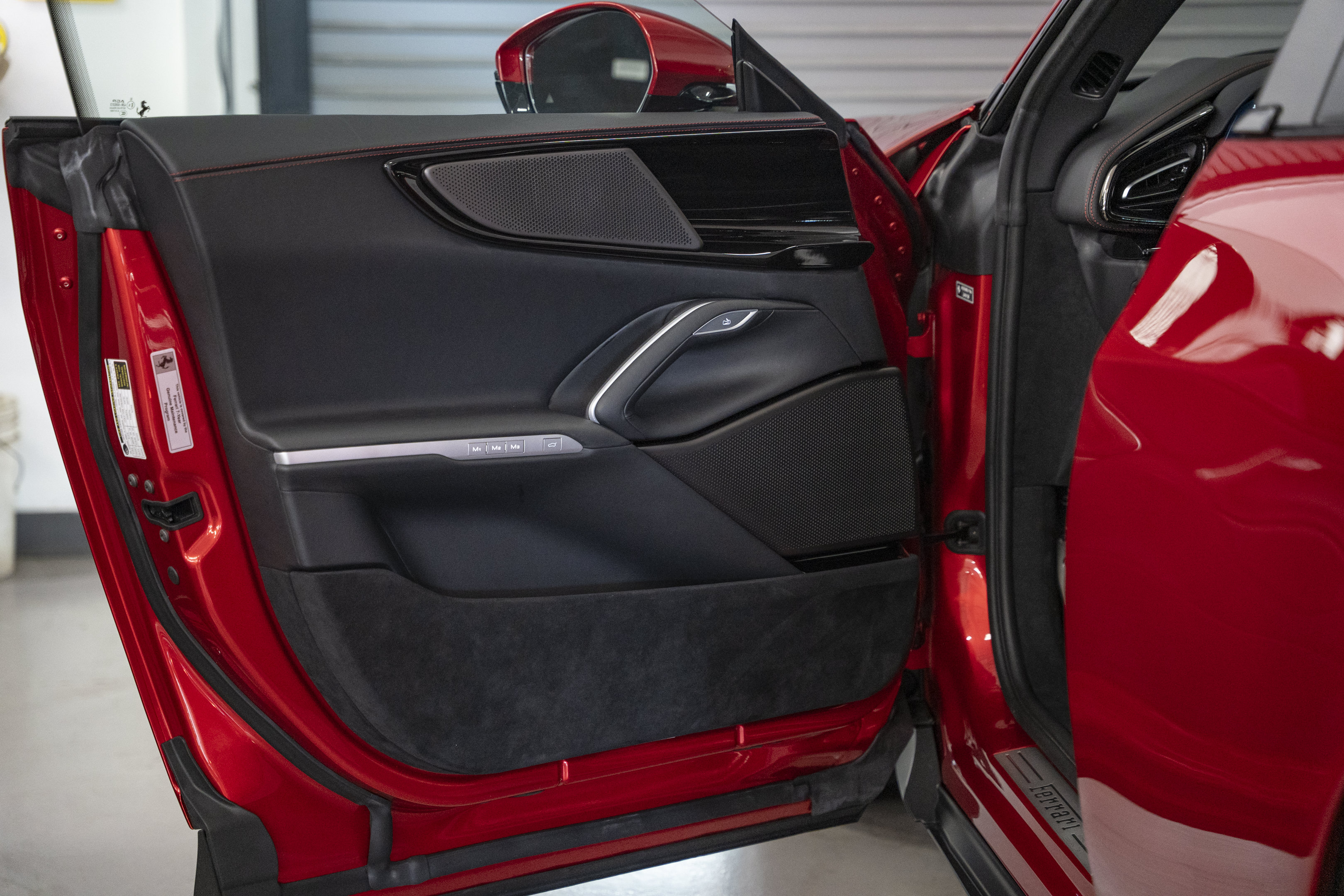 Used 2026 Ferrari Purosangue AWD/4WD image 23