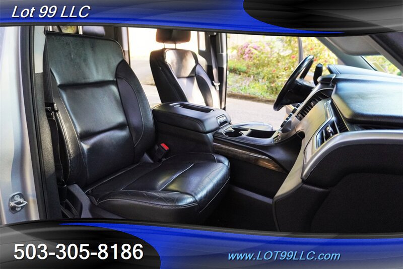 Used 2018 Chevrolet Suburban LT AWD/4WD image 19