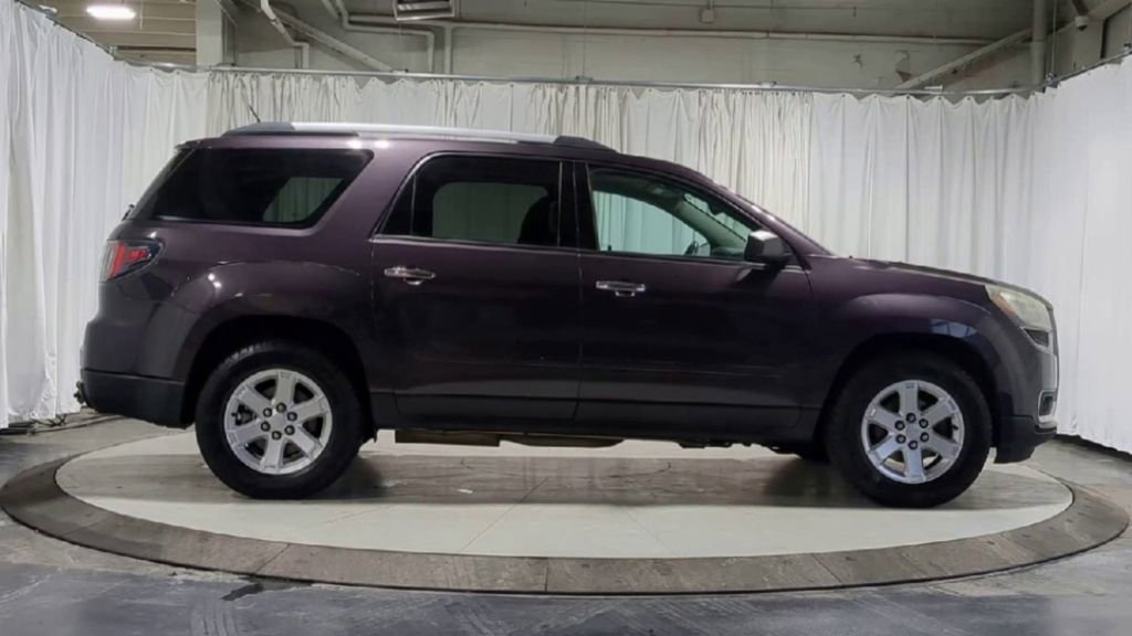 Used 2015 GMC Acadia SLE image 11