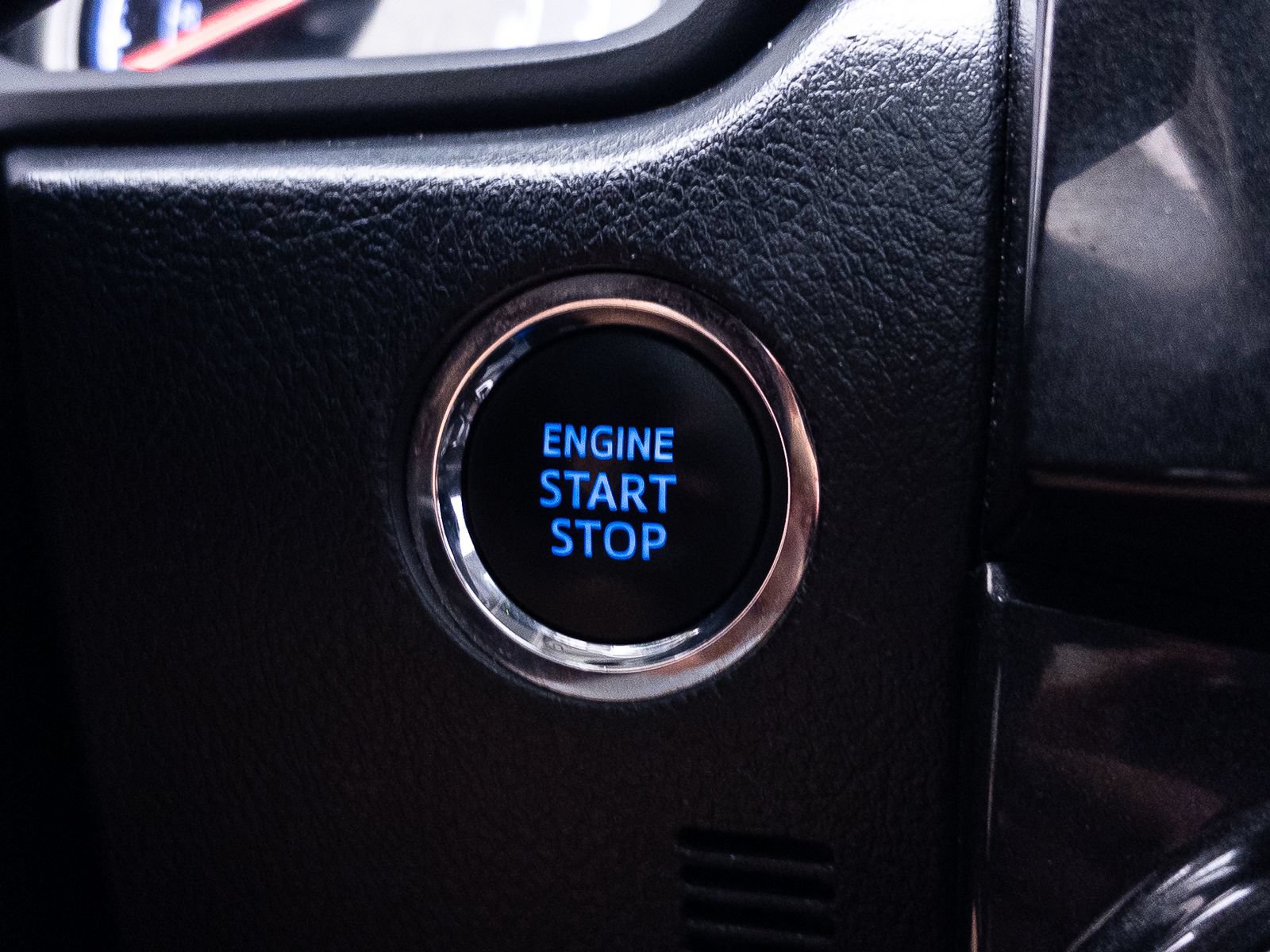 Used 2020 Toyota 4Runner Nightshade AWD/4WD image 27