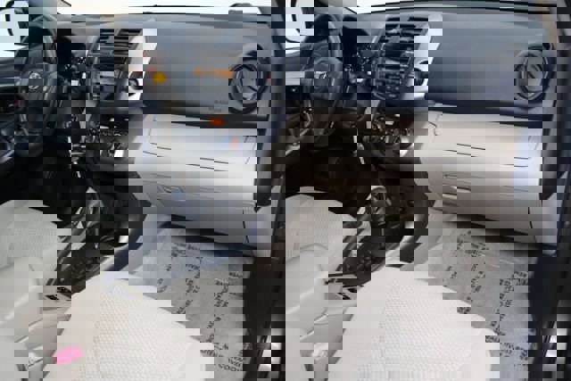 Used 2011 Toyota RAV4 LE w/ Upgrade Value Pkg image 21