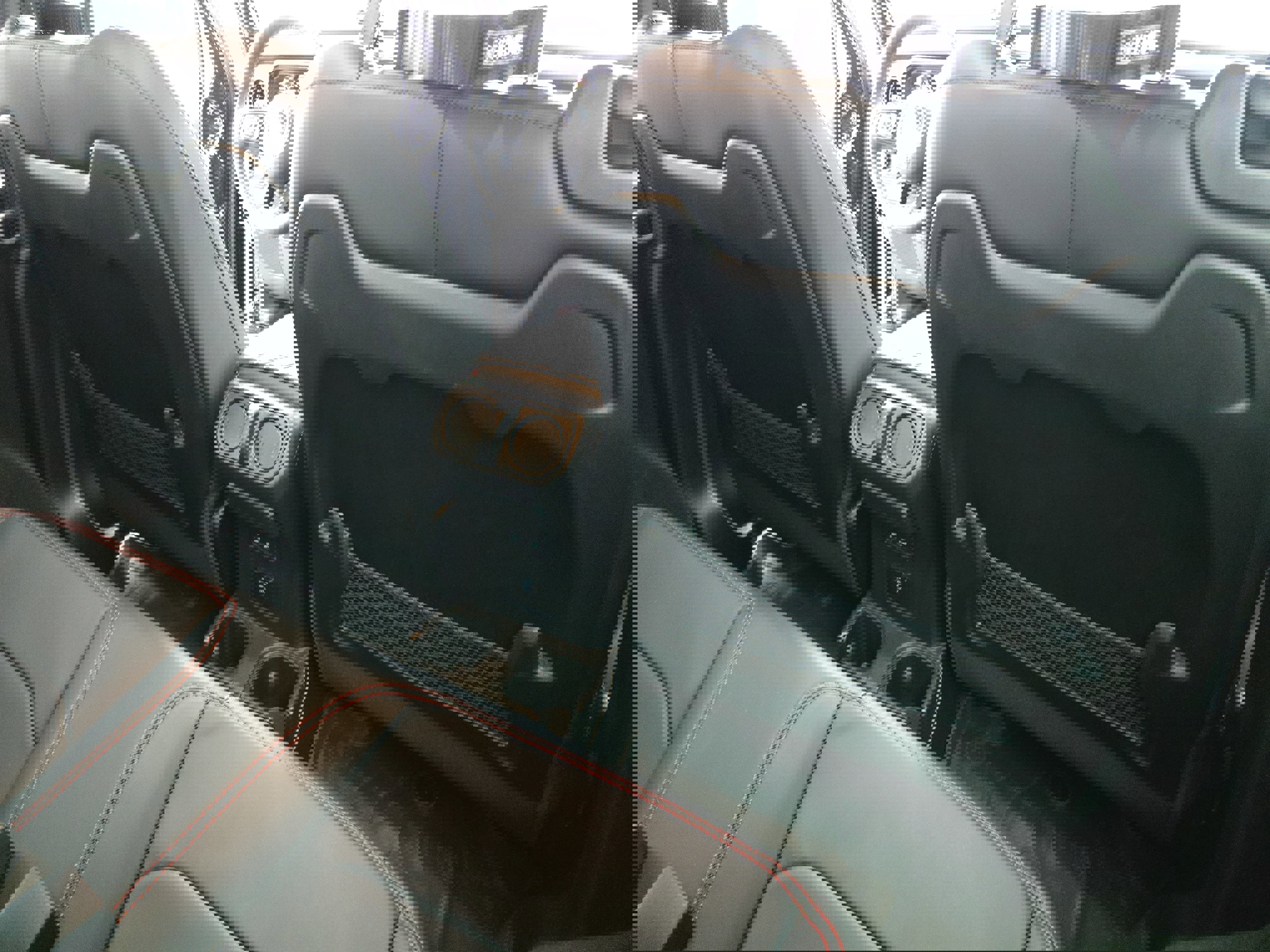 Used 2025 Jeep Wrangler Rubicon image 11