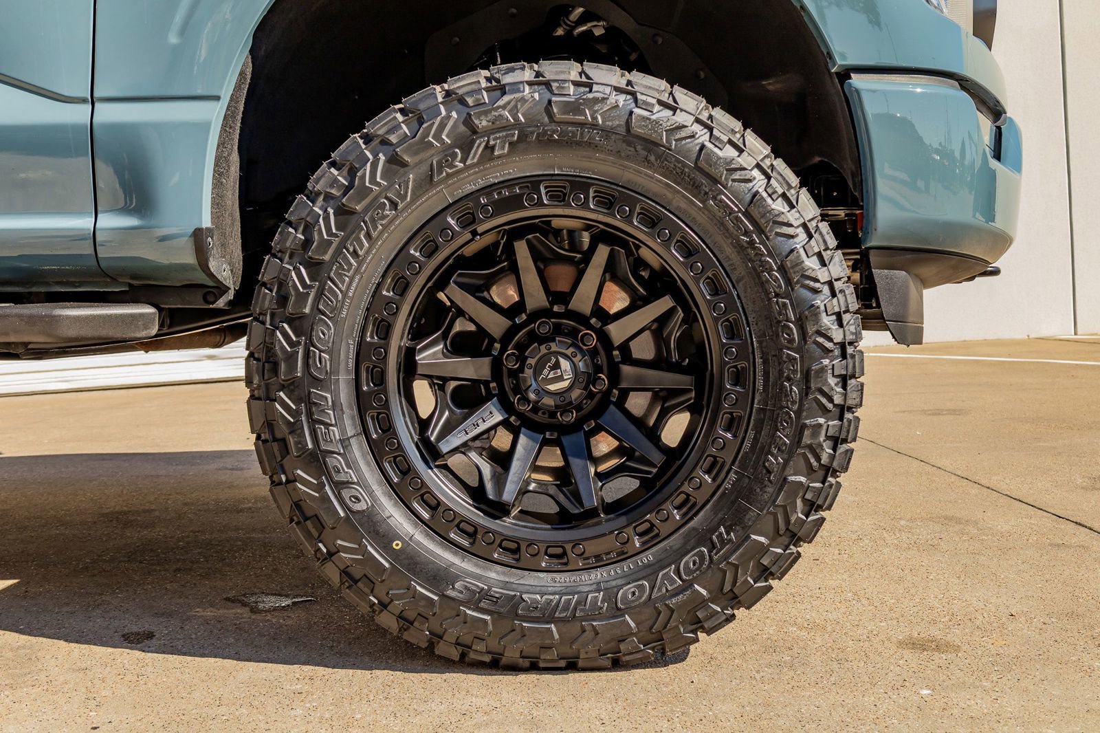 Used 2023 Ford F150 XLT w/ Equipment Group 302A High image 12