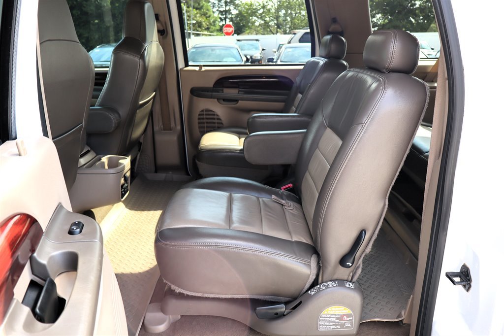 Used 2004 Ford Excursion Eddie Bauer AWD/4WD image 27