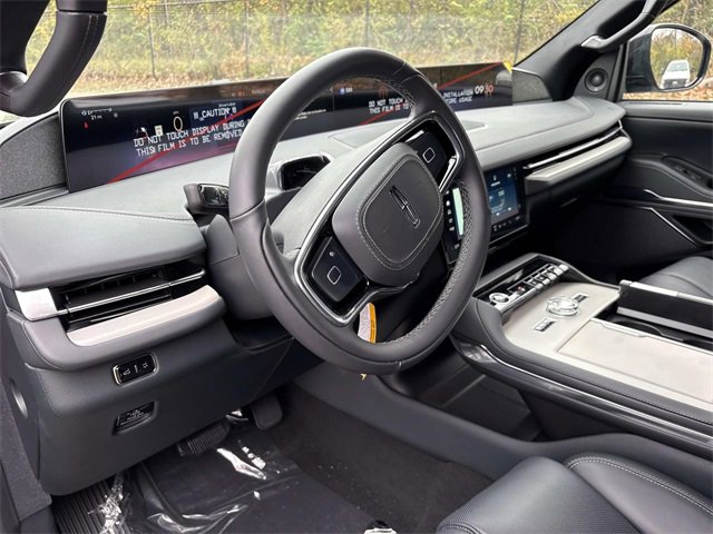 New 2025 Lincoln Navigator Reserve w/ Jet Appearance Package image 25