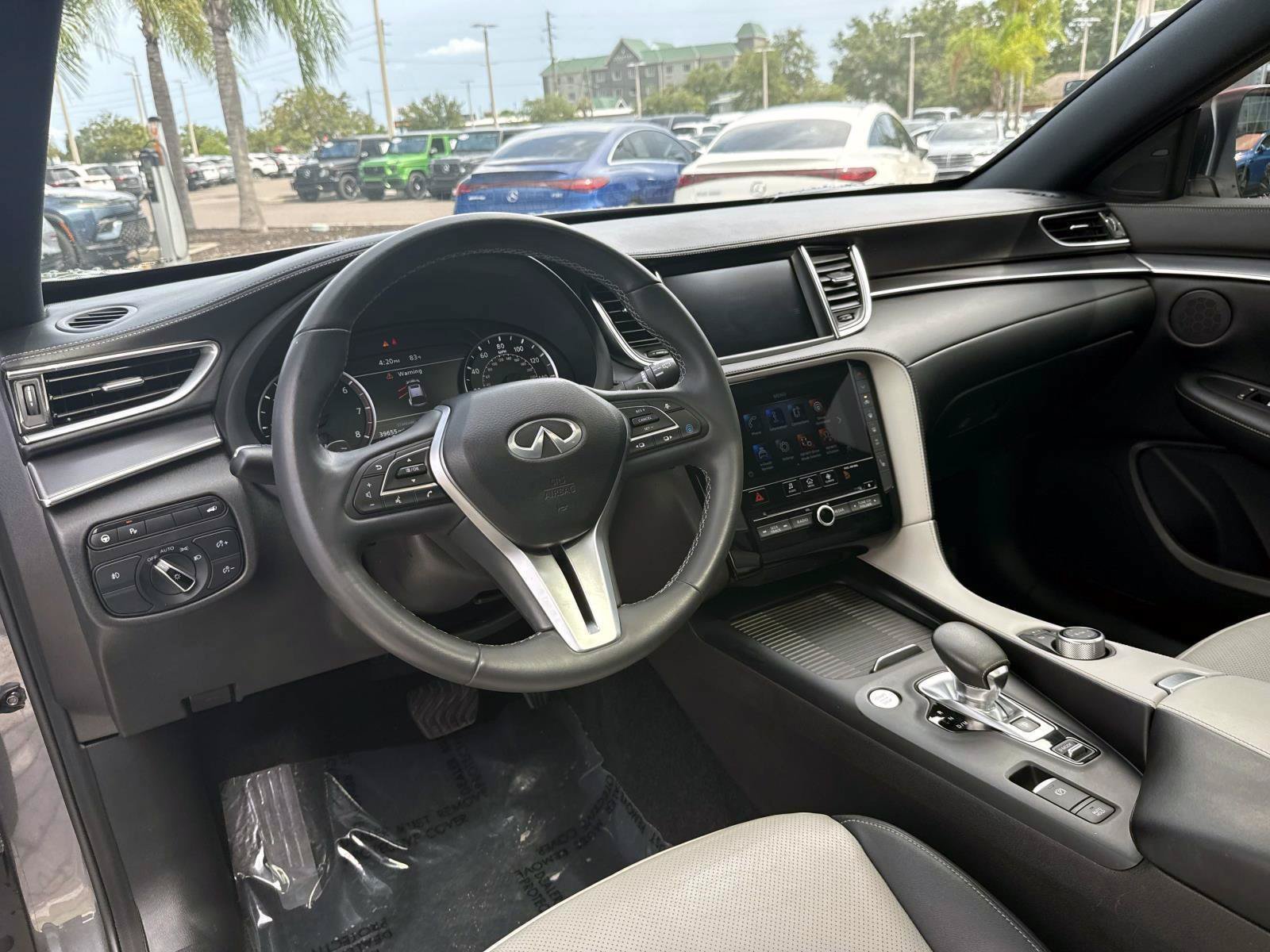 Used 2023 INFINITI QX55 Luxe w/ Cargo Package AWD/4WD image 16