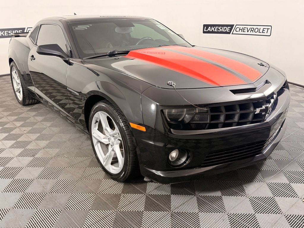 Used 2010 Chevrolet Camaro SS w/ RS Package RWD image 8