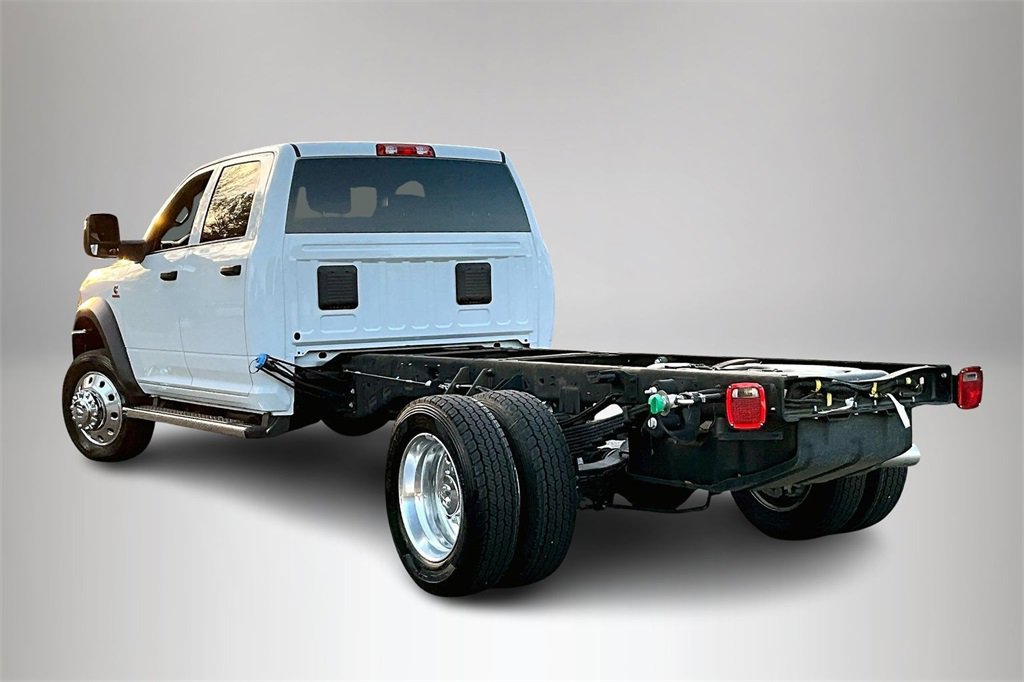 Used 2024 RAM 5500 Tradesman w/ Chrome Appearance Group image 5