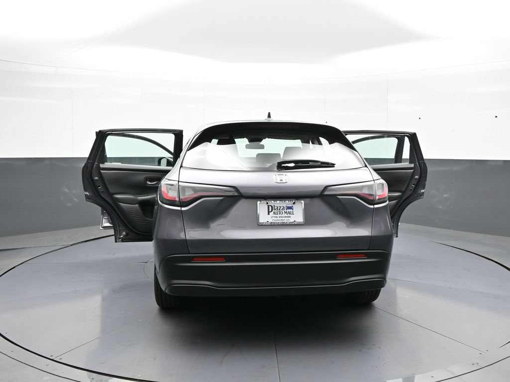 Certified 2023 Honda HR-V LX image 45