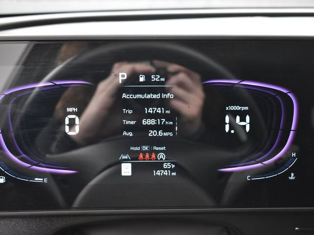 Used 2025 Kia Sportage X-Line w/ Premium Package image 17