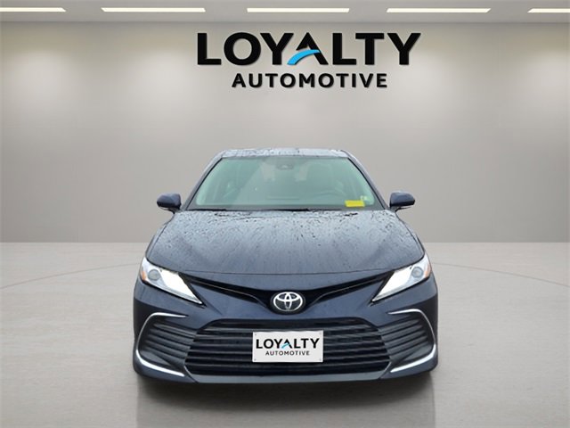 Used 2022 Toyota Camry XLE image 8
