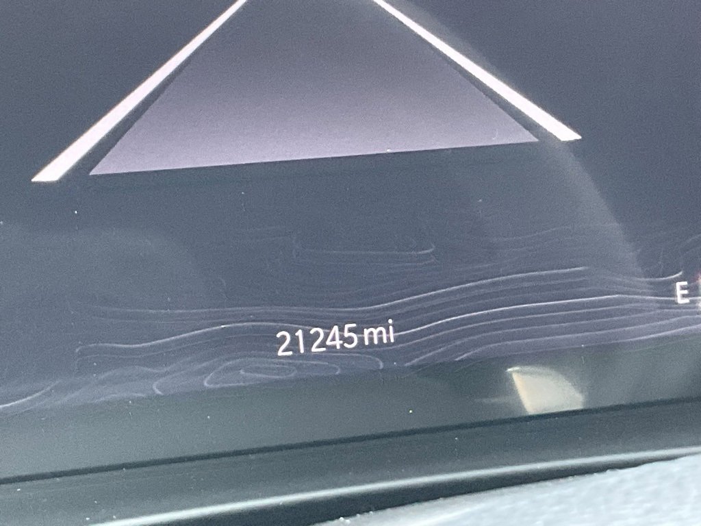 Used 2023 Jeep Grand Cherokee Altitude image 4