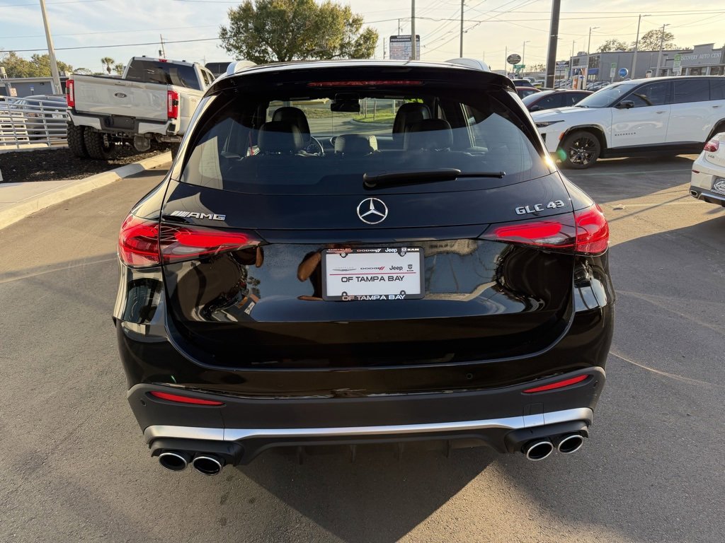 Used 2025 Mercedes-Benz GLC 43 AMG 4MATIC image 5