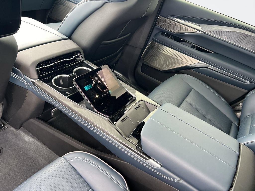 New 2026 Cadillac Escalade IQ Luxury 2 AWD/4WD image 29