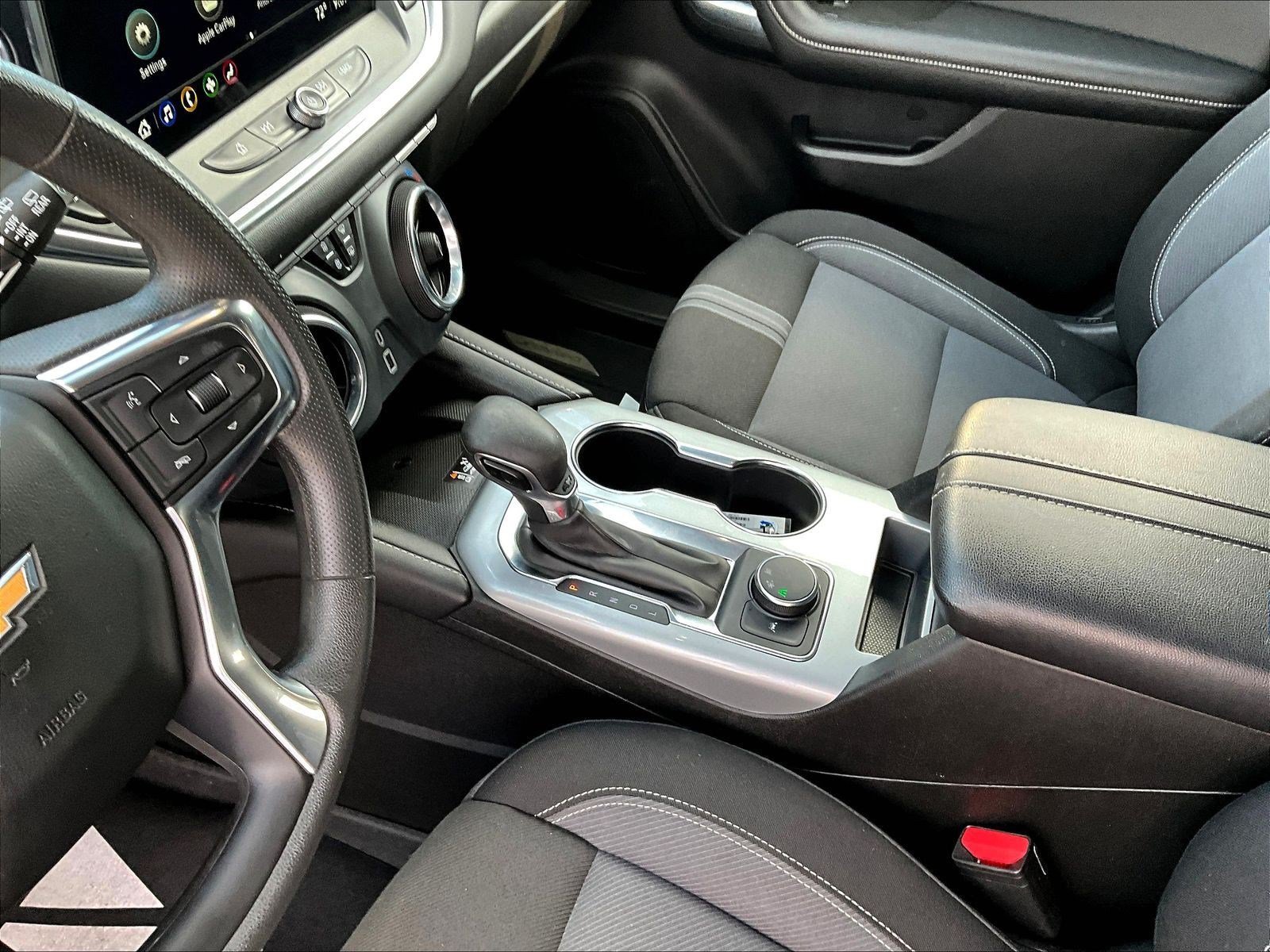 Used 2024 Chevrolet Blazer LT w/ Convenience Package FWD image 18