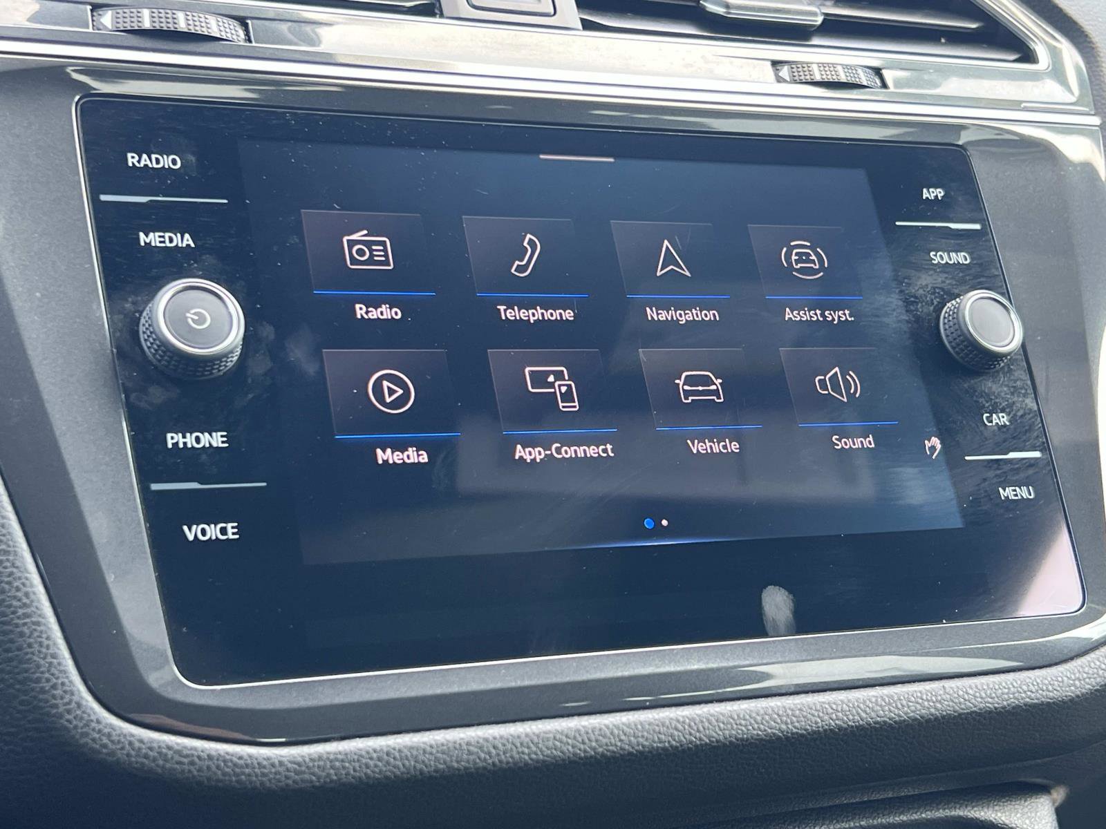 Certified 2023 Volkswagen Tiguan SE R-Line image 13