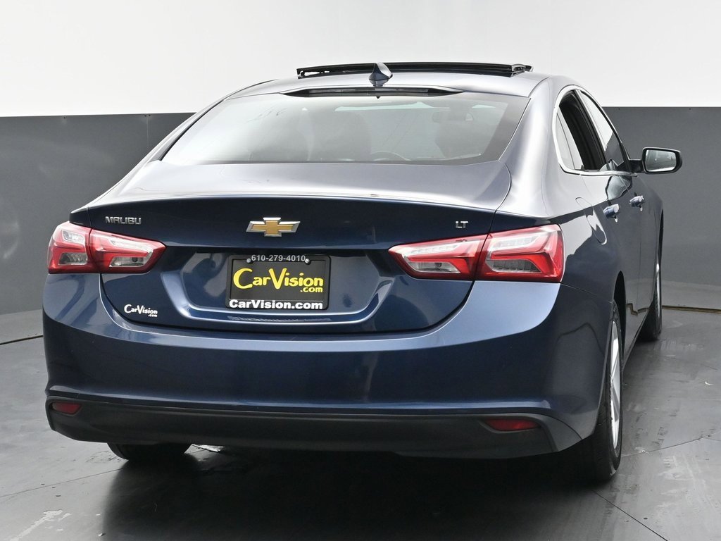 Used 2022 Chevrolet Malibu LT image 4