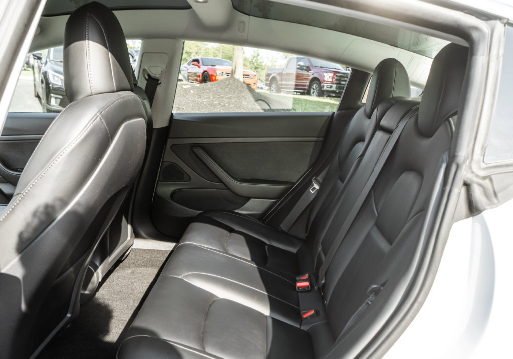 Used 2020 Tesla Model 3 Standard Range Plus RWD image 22