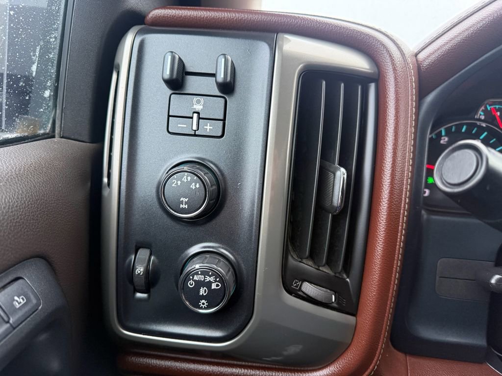 Used 2015 Chevrolet Silverado 3500 High Country w/ Duramax Plus Package image 13