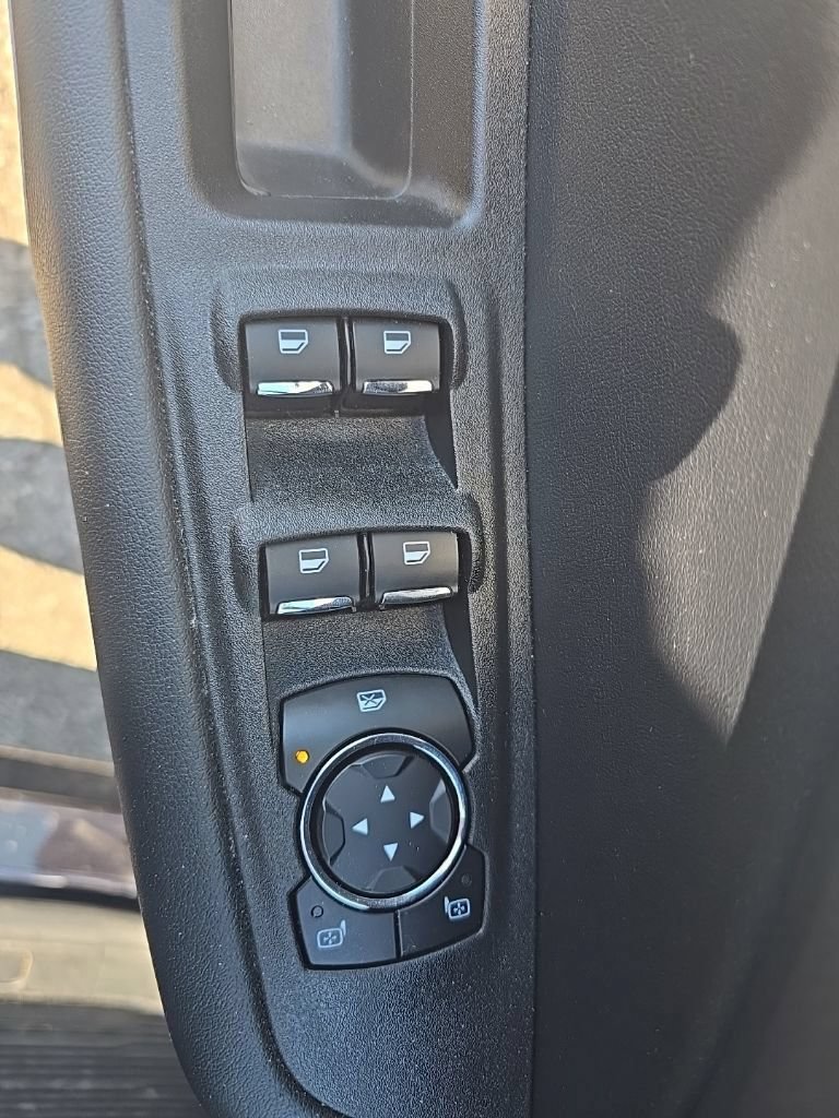 Used 2024 Ford Edge SEL AWD/4WD image 12
