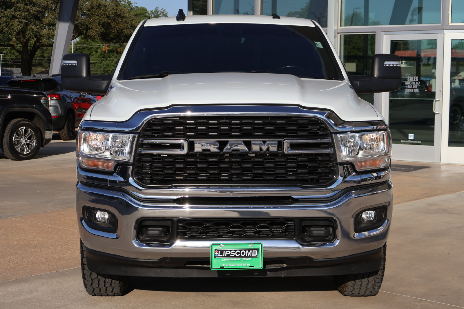 Used 2024 RAM 2500 Big Horn AWD/4WD image 4
