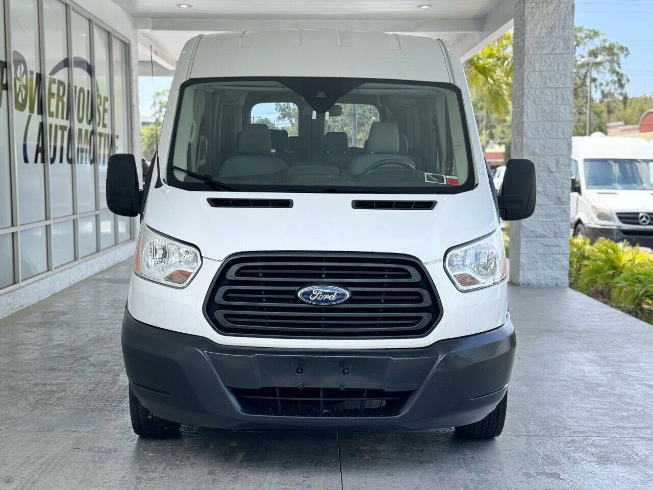 Used 2019 Ford Transit 350 XLT RWD image 2