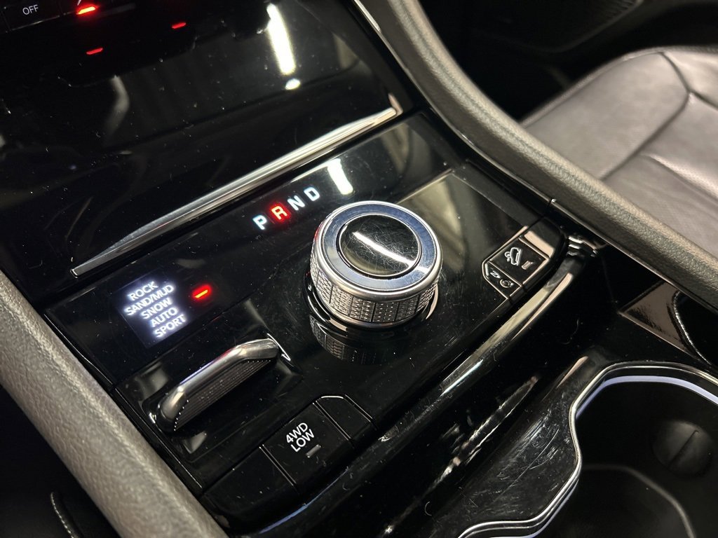 Used 2022 Jeep Grand Cherokee Limited 4xe w/ Luxury Tech Group II image 23