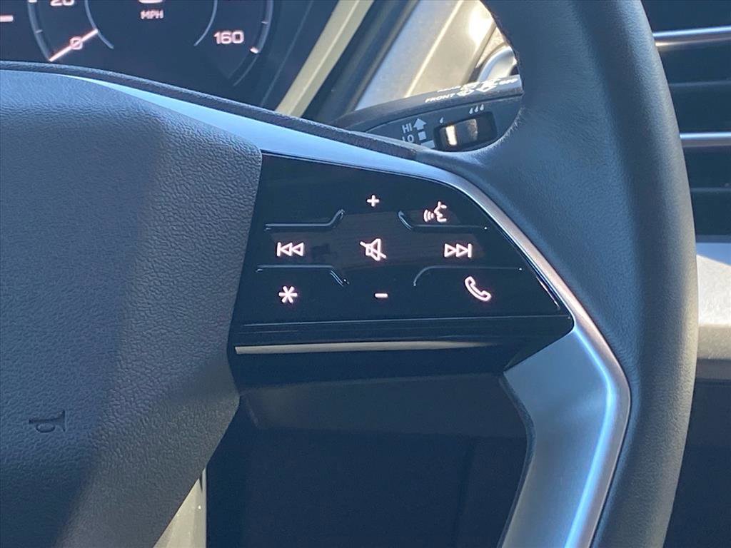 Used 2024 Audi Q4 e-tron Premium w/ Convenience Package image 8