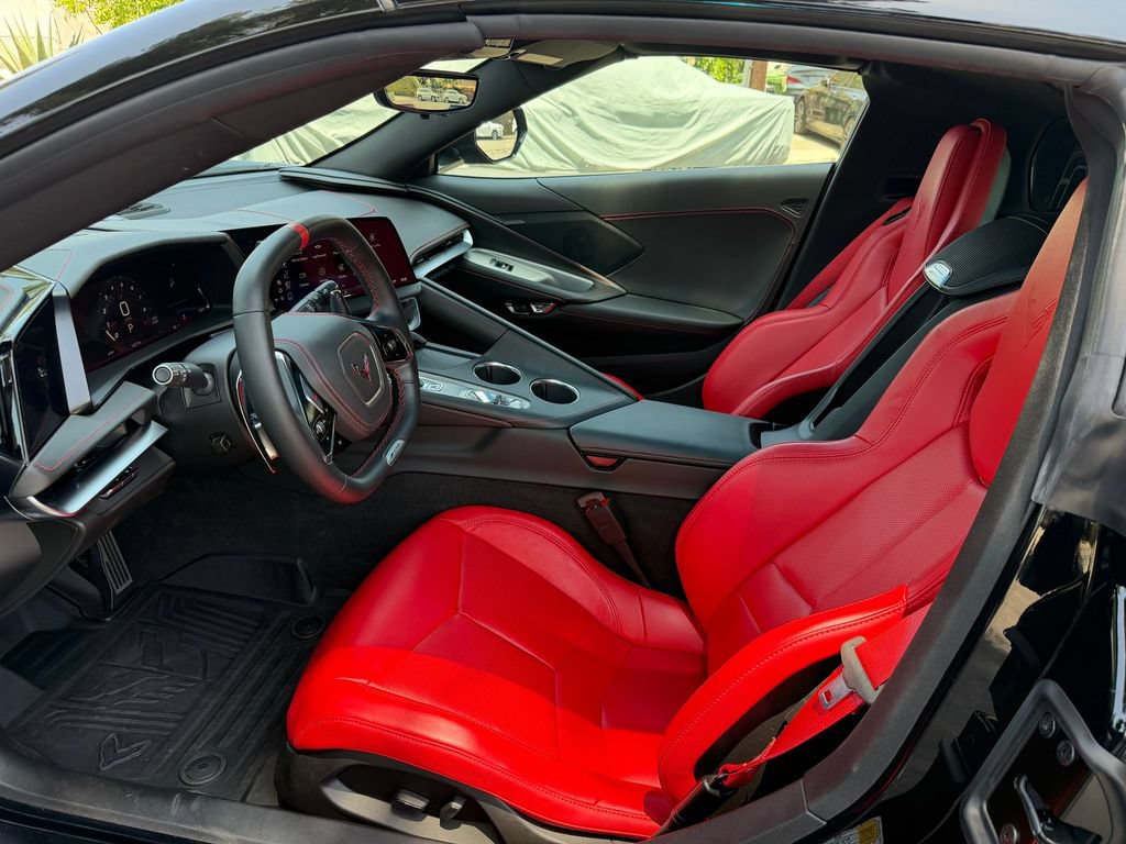 Used 2026 Chevrolet Corvette Z06 RWD image 7