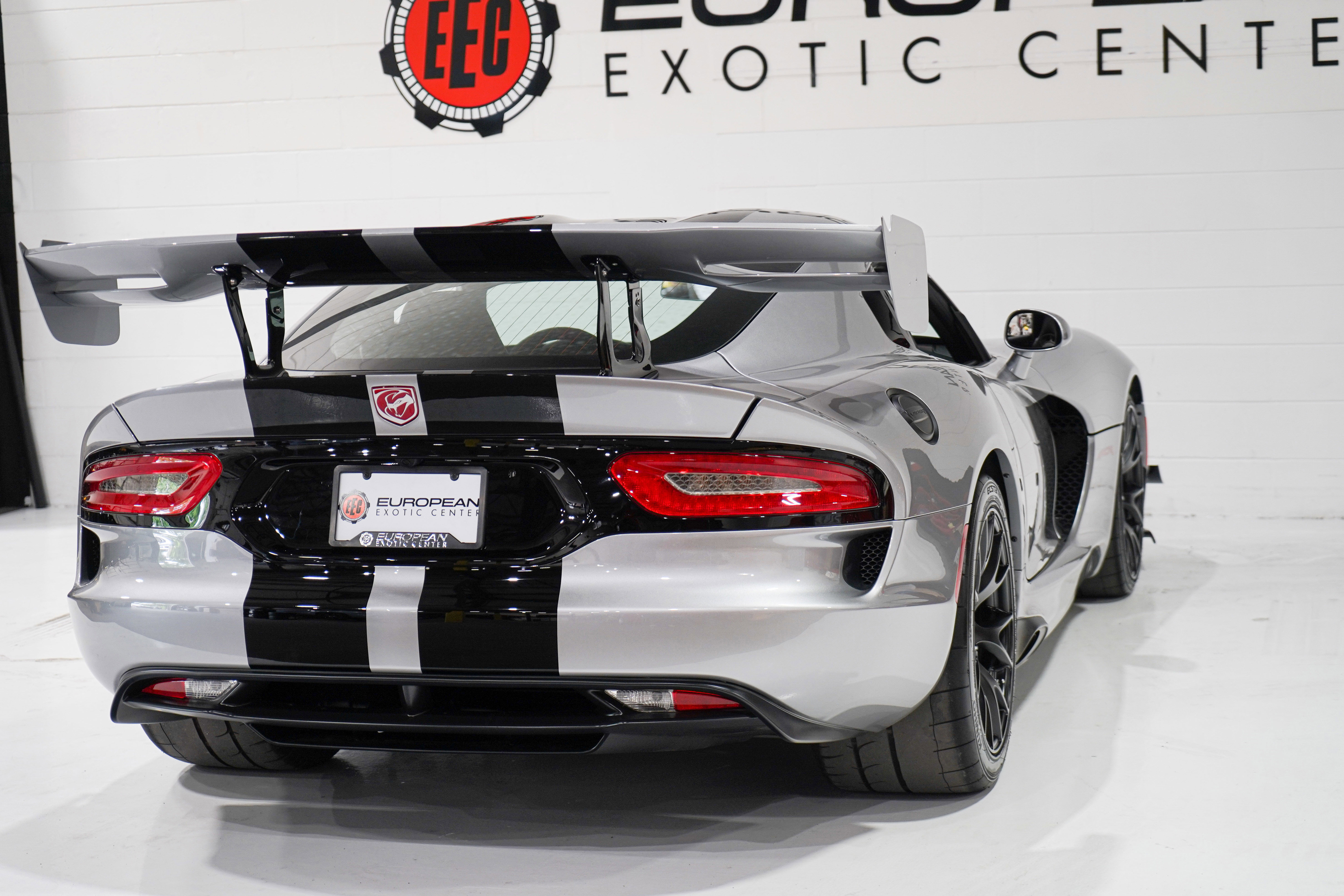 Used 2016 Dodge Viper ACR RWD image 37