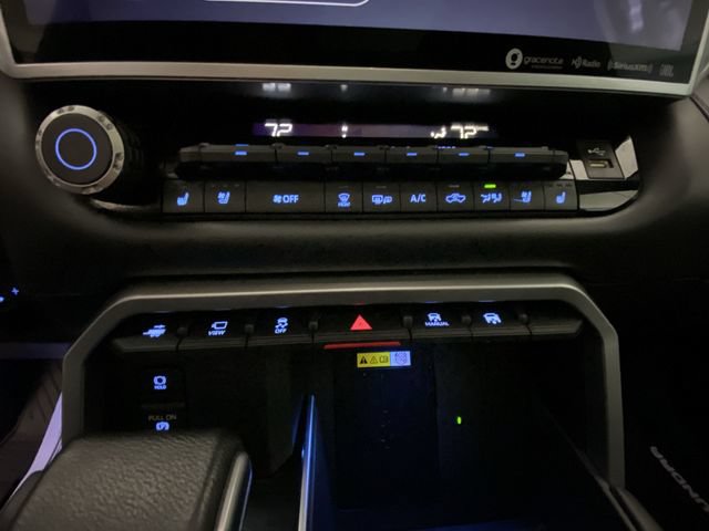 Used 2023 Toyota Tundra Platinum w/ Advanced Package AWD/4WD image 19