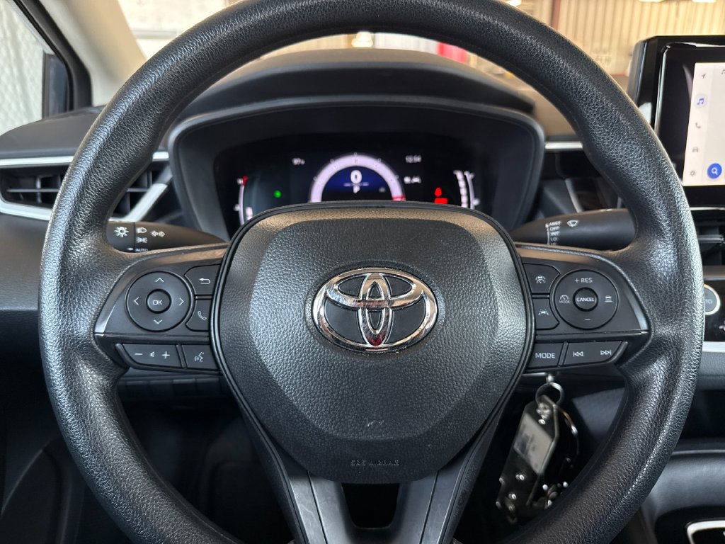 Used 2026 Toyota Corolla LE FWD image 23