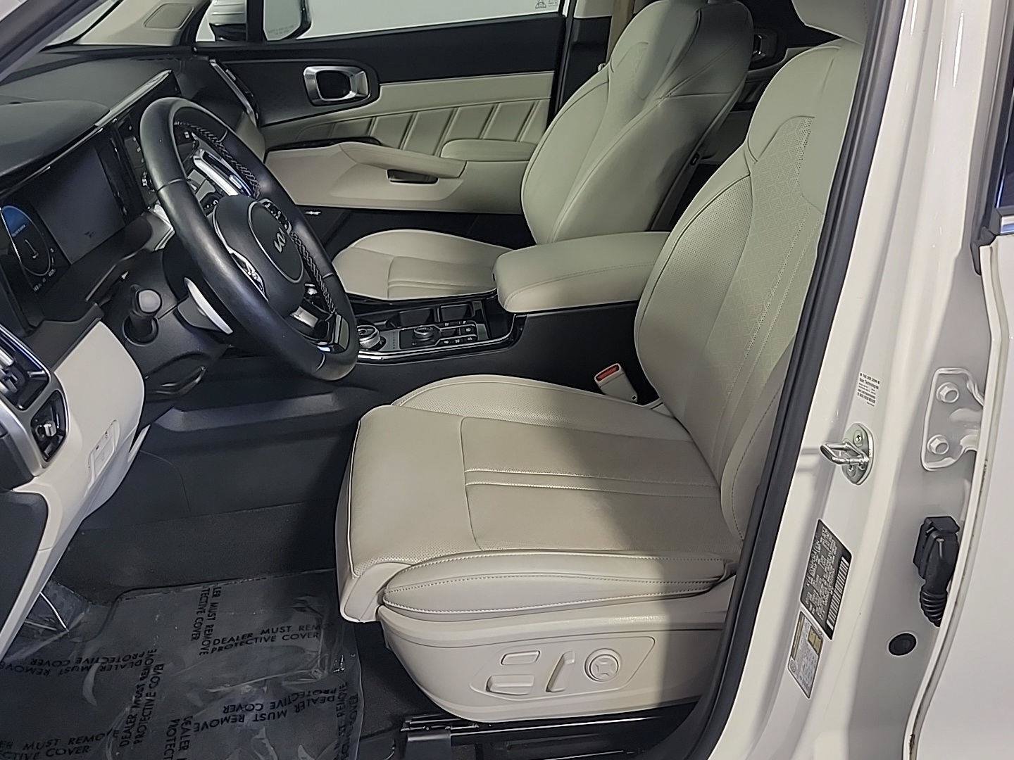 Certified 2023 Kia Sorento SX Prestige AWD/4WD image 20