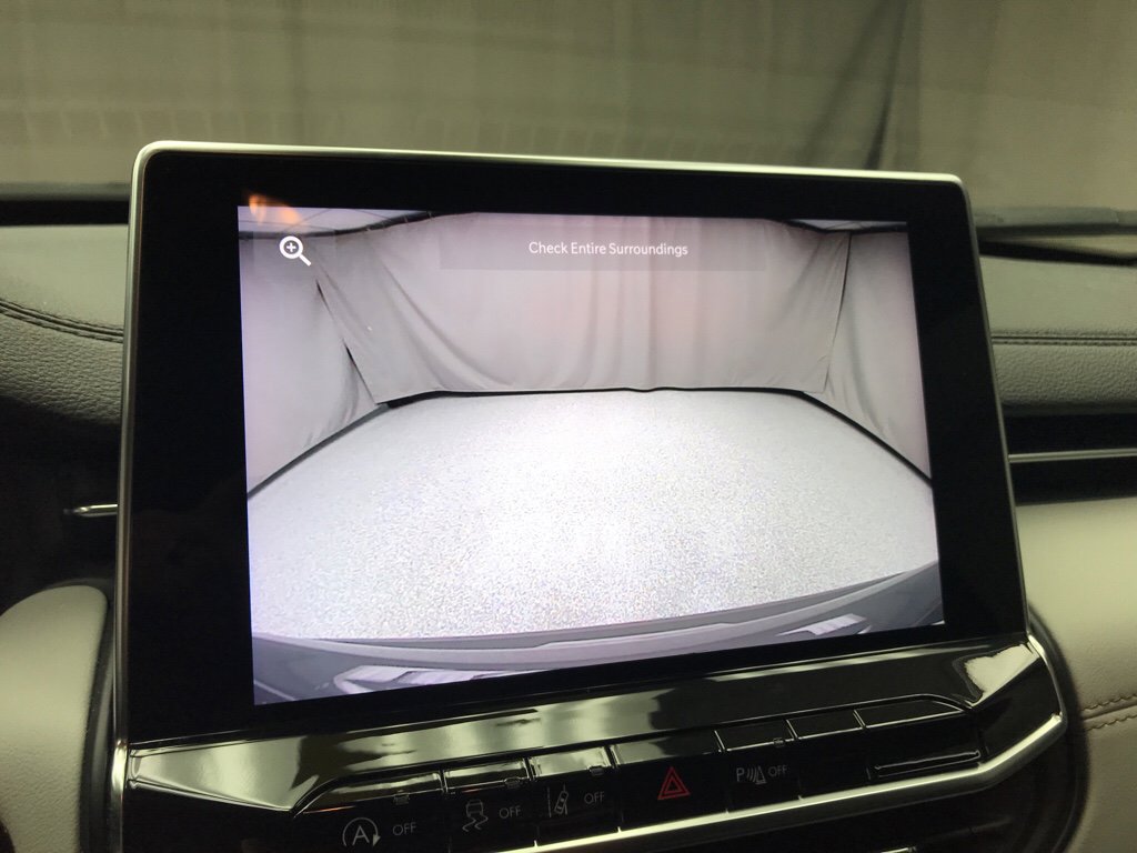 Used 2024 Jeep Compass Limited image 17