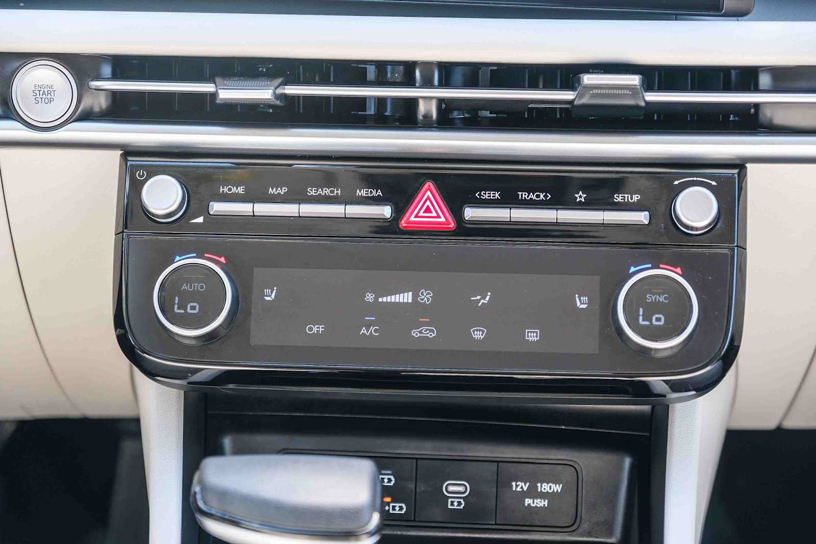 Used 2026 Hyundai Tucson SEL FWD image 15