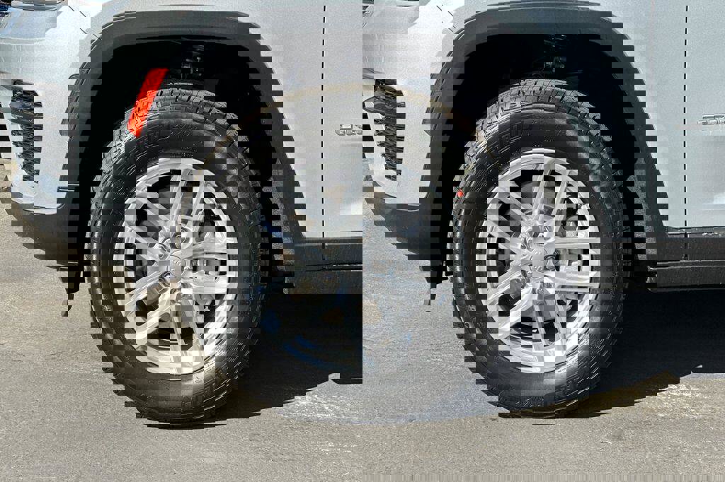 New 2025 Jeep Grand Cherokee Laredo X w/ Luxury Tech Group I image 25