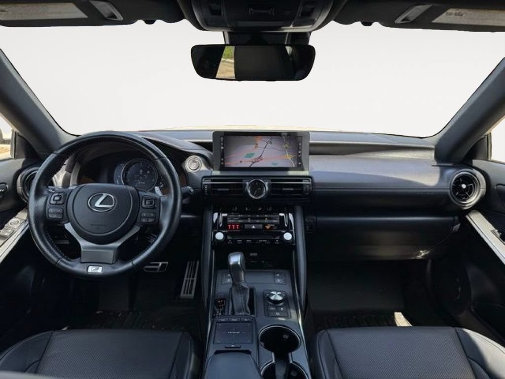 Used 2024 Lexus IS 500 RWD image 13