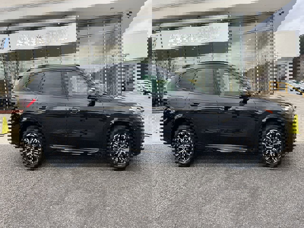 Certified 2023 BMW X1 xDrive28i w/ M Sport Package image 9