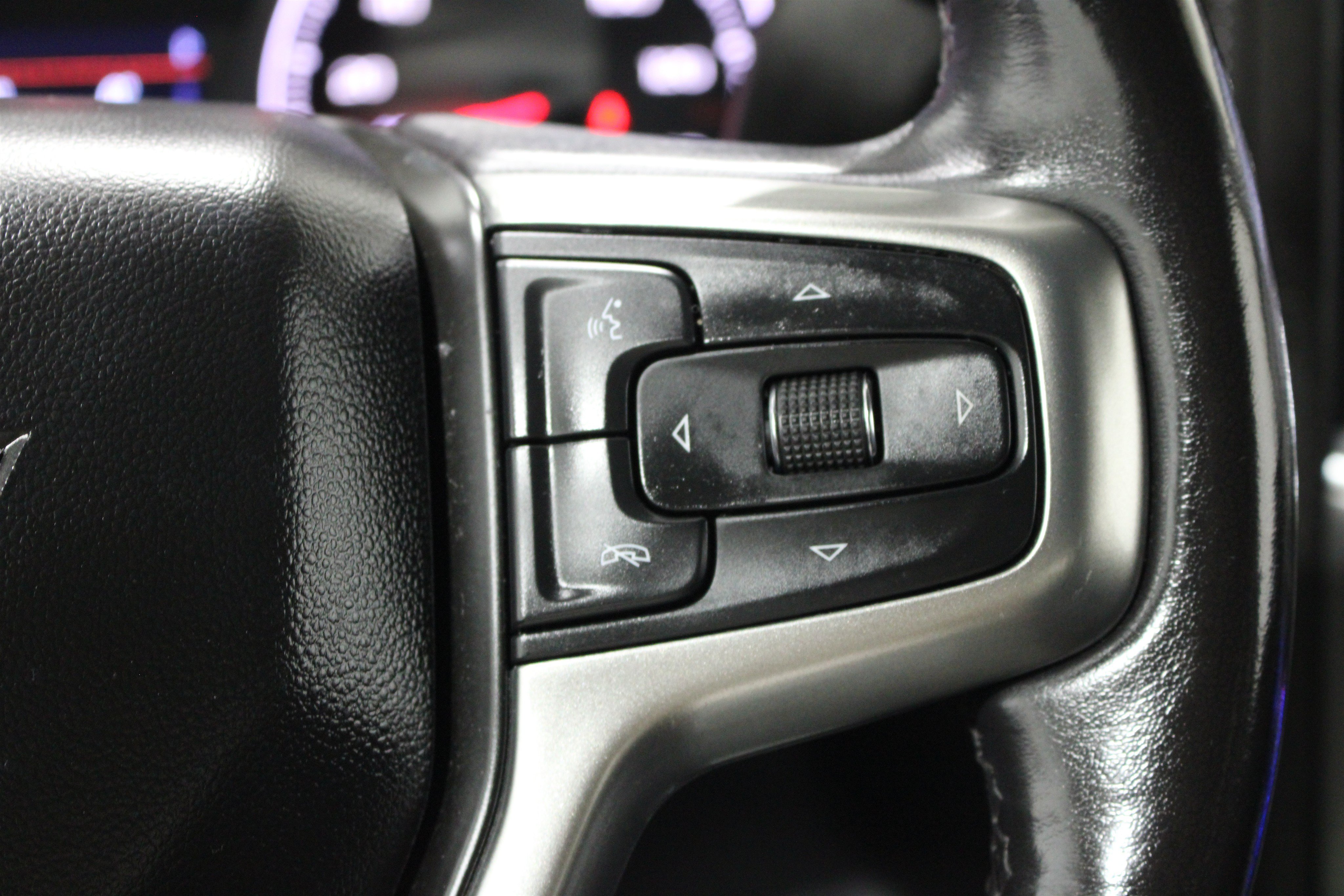 Used 2021 Chevrolet Silverado 2500 LTZ w/ LTZ Plus Package AWD/4WD image 12