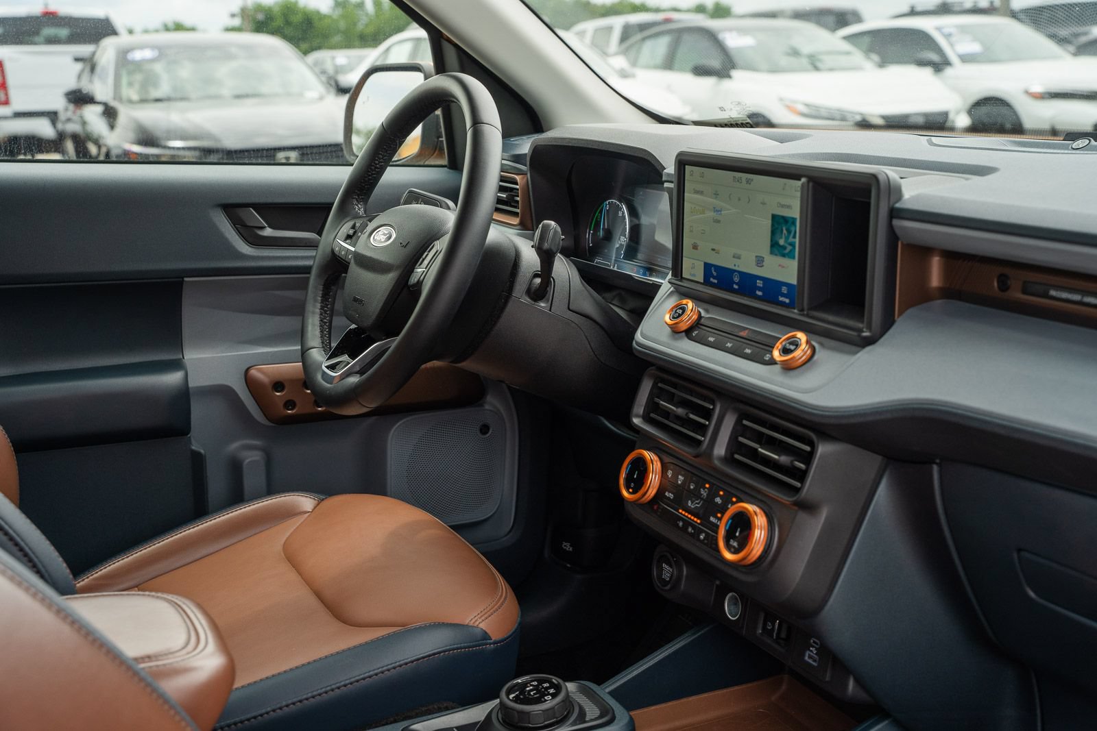 Certified 2023 Ford Maverick Lariat w/ Lariat Luxury Package FWD image 12
