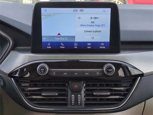 Used 2021 Ford Escape Titanium image 18