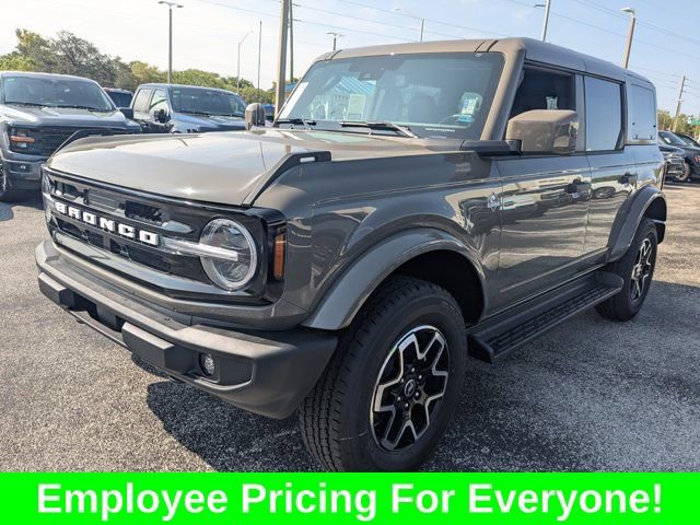 New 2026 Ford Bronco Outer Banks AWD/4WD image 9