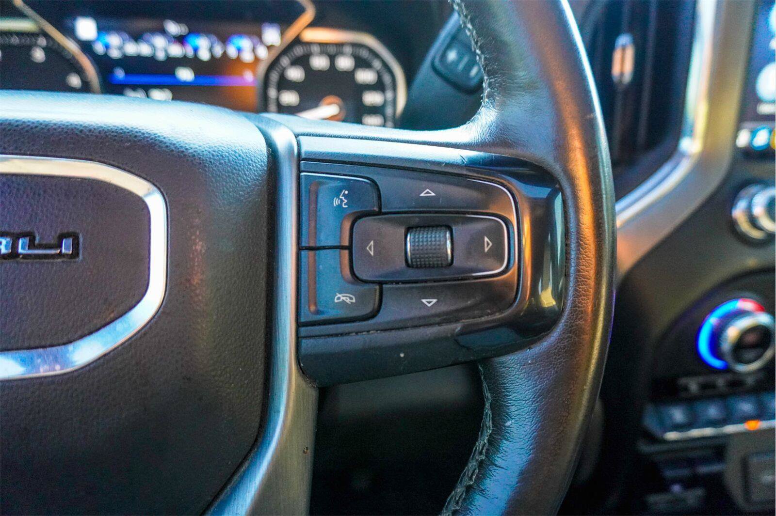Used 2021 GMC Sierra 3500 Denali w/ Denali Ultimate Package AWD/4WD image 32