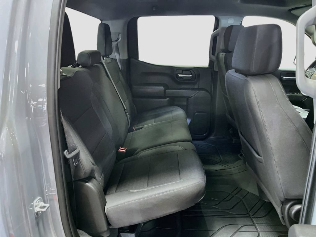 Used 2025 Chevrolet Silverado 1500 Custom w/ Turbomax Blackout Package AWD/4WD image 26