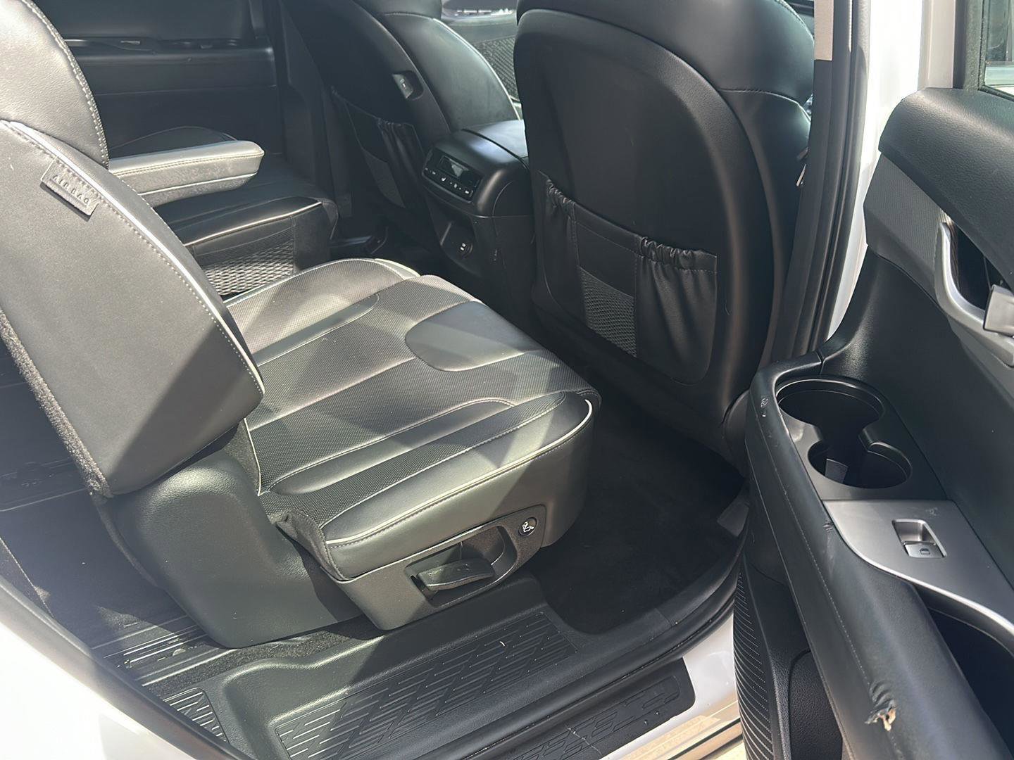 Used 2025 Hyundai Palisade SEL AWD/4WD image 22