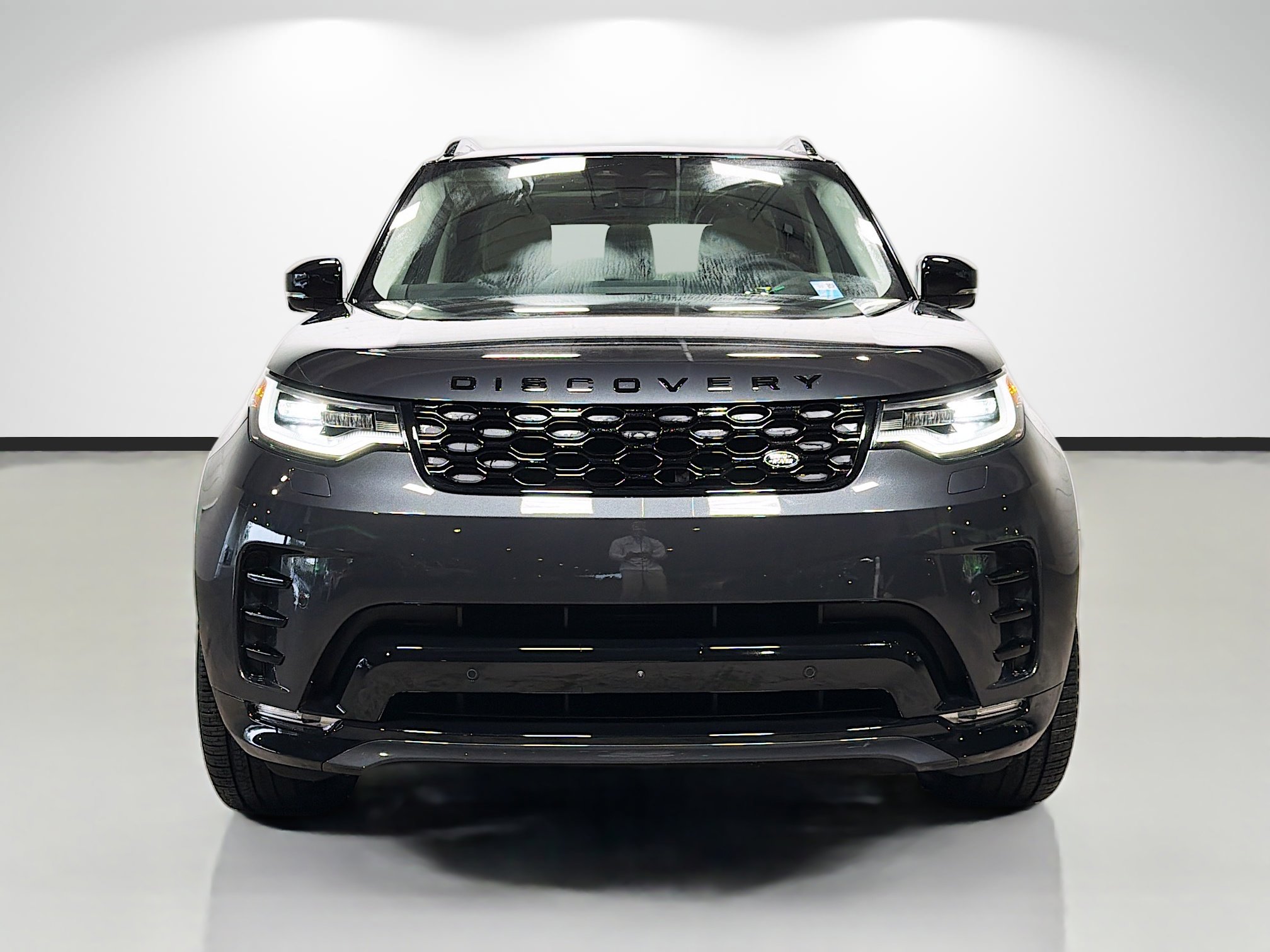 New 2026 Land Rover Discovery Dynamic SE AWD/4WD image 8