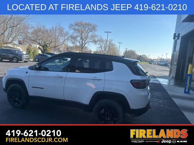 Used 2023 Jeep Compass Trailhawk w/ Trailhawk Elite Group image 9