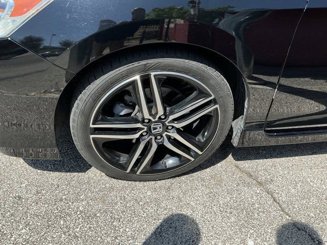 Used 2017 Honda Accord Sport image 13