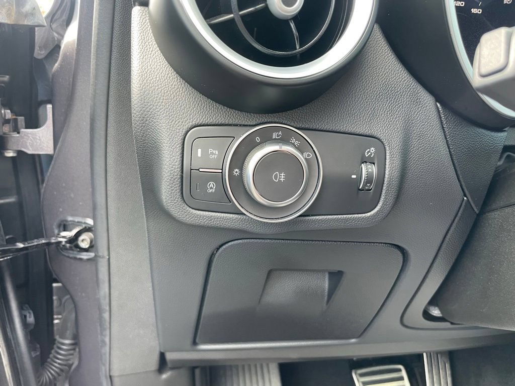 Used 2024 Alfa Romeo Stelvio Sprint AWD/4WD image 34