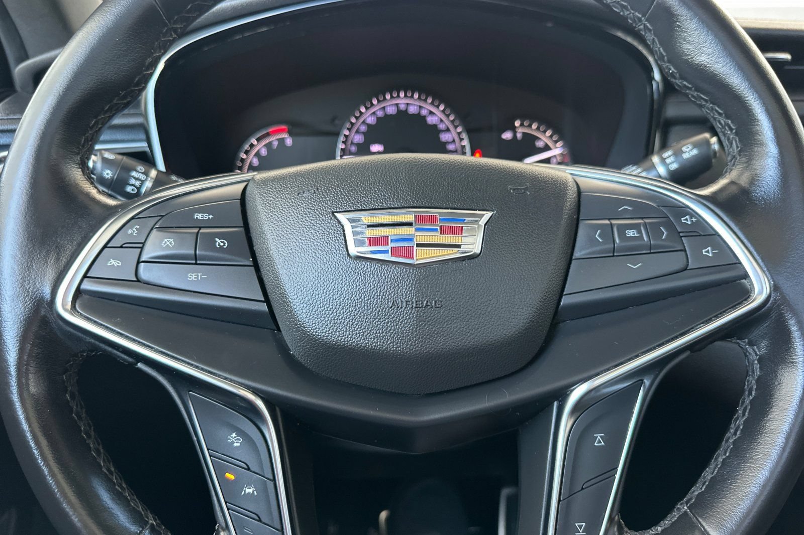 Certified 2019 Cadillac XT5 Luxury w/ Sport Package FWD image 31